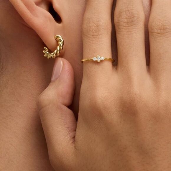 Gold Plated Marquise Mini Round Ring - white gold - Picture 2 of 4